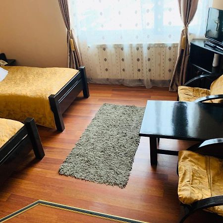 Motel Restaurant Lowe デヴァ エクステリア 写真