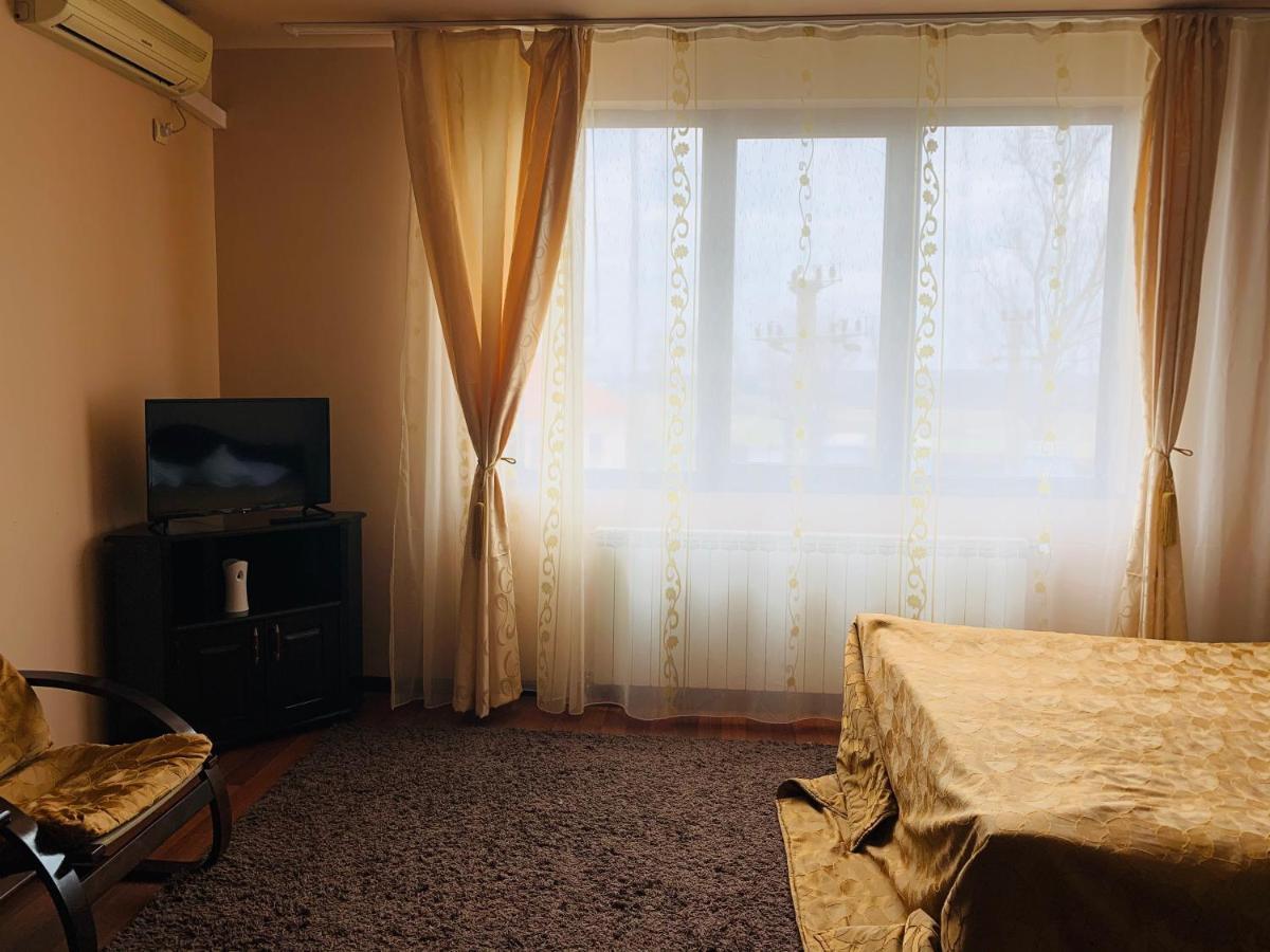 Motel Restaurant Lowe デヴァ エクステリア 写真
