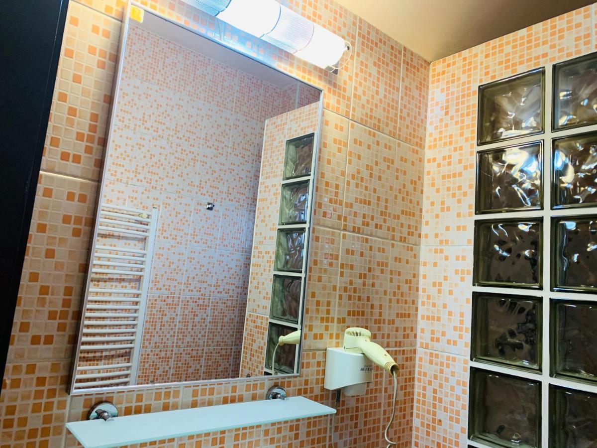 Motel Restaurant Lowe デヴァ エクステリア 写真