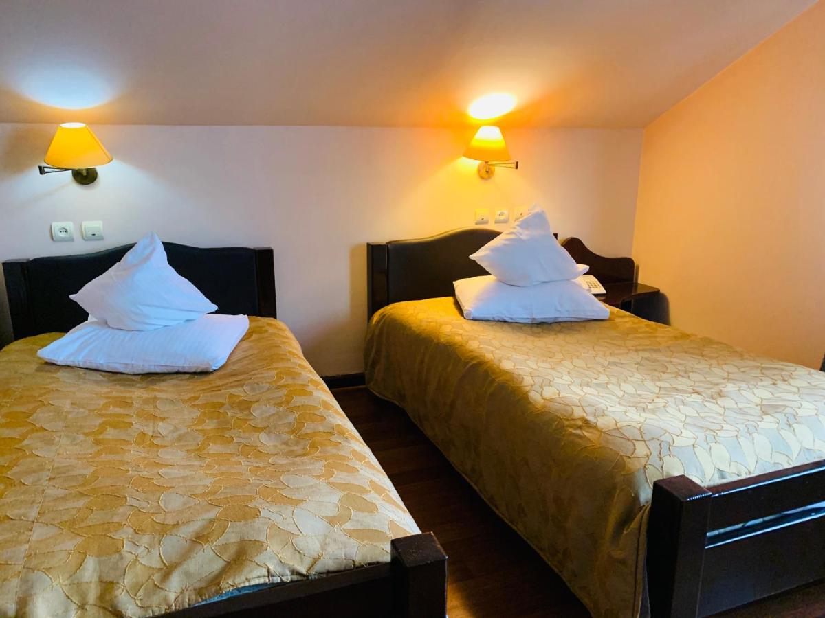 Motel Restaurant Lowe デヴァ エクステリア 写真